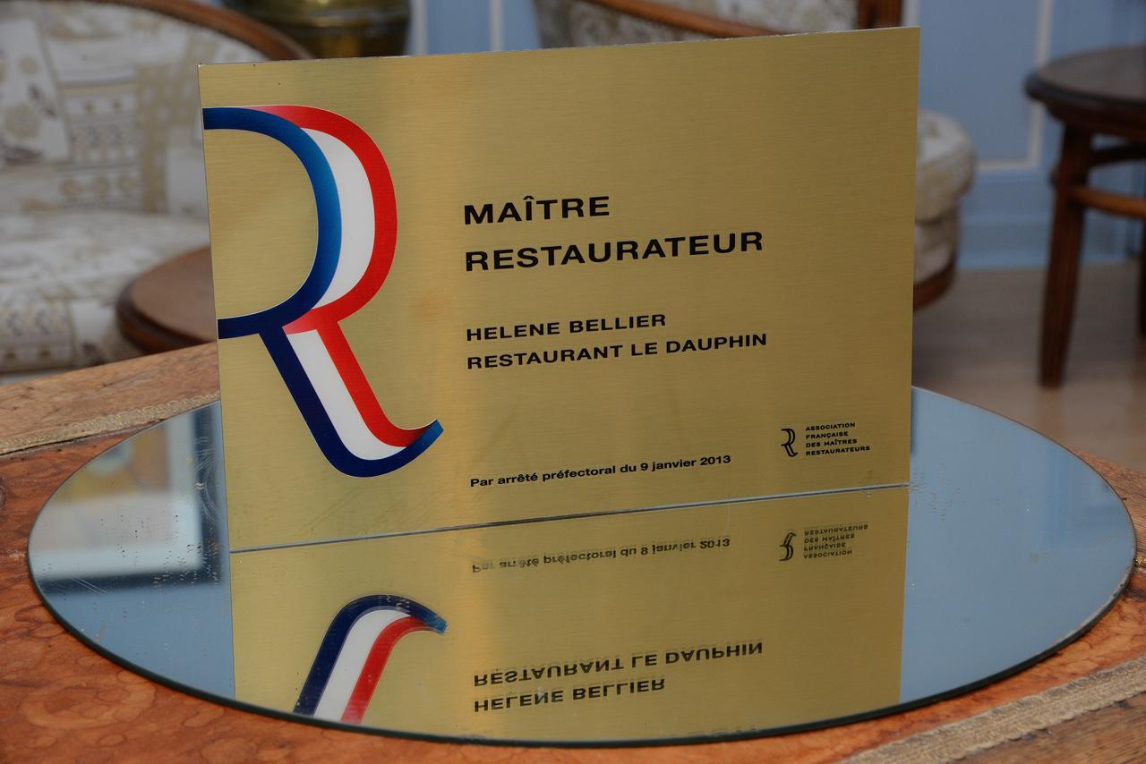 Logis Hotel Et Restaurant Du Dauphin Sées Εξωτερικό φωτογραφία